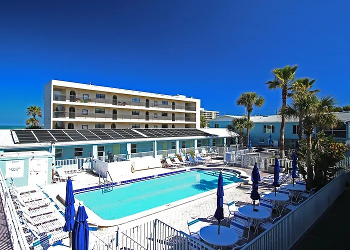 Clearwater Beach Hotels with Tennis Court
