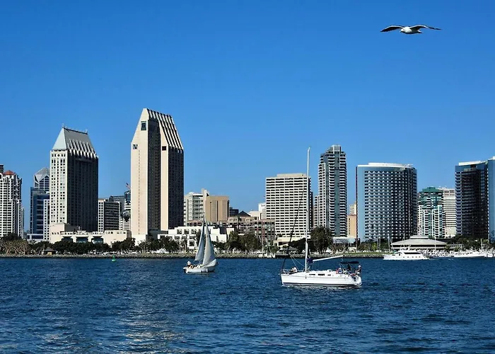 San Diego Guest Houses